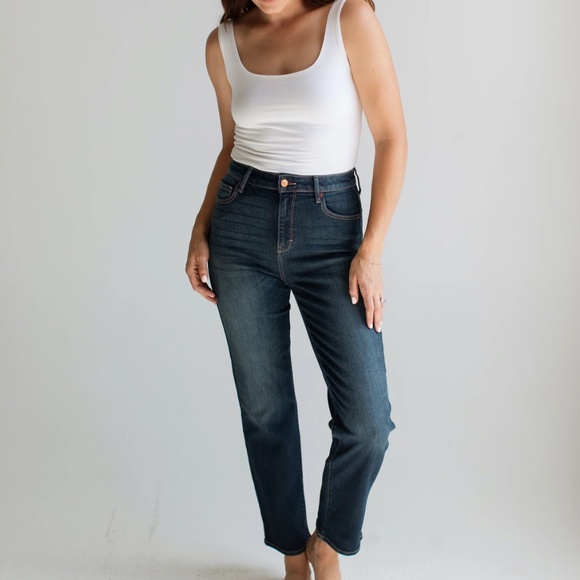 Carly Jean Los Angeles Denim - CLJA  Chrissy Jeans